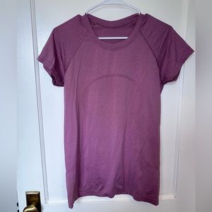 Lululemon Swiftly Tech Short-Sleeve Shirt 2.0 Velvet Dust